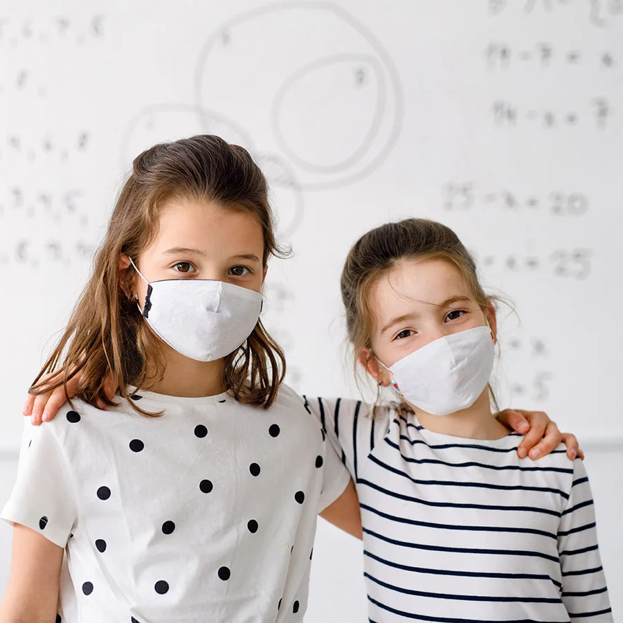 Antimicrobial whiteboard paint hygienic writable area in school